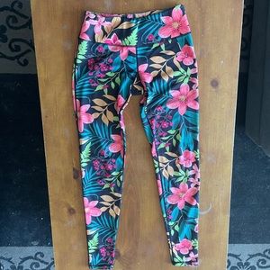 It Fit Tropical Print Yoga Leggings